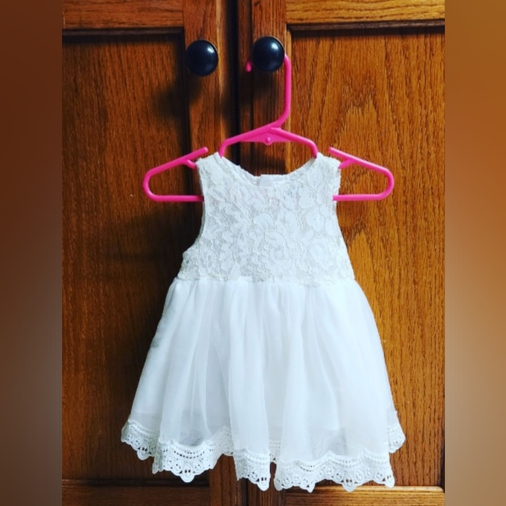 Kids Form Babygirl Toddler White Dress Size 12M